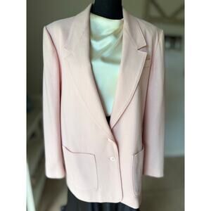 Elegant Pink Women's Blazer